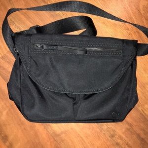 lululemon festival bag